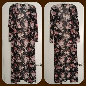 NWOT, Black Floral Kimono